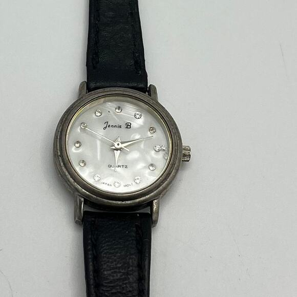 Silver jennie b watch - Picture 1 of 3